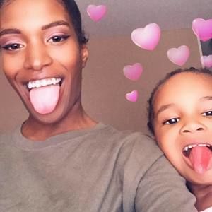 Meet your Posher, Candice